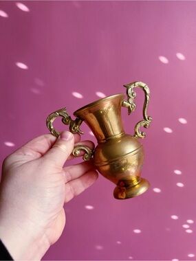 Vintage Mid Century Modern Trophy Urn Vase Amphora 4.5" Solid Brass 2 Handle